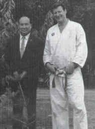 Grandmaster Mas Oyama en grandmaster Jon Bluming